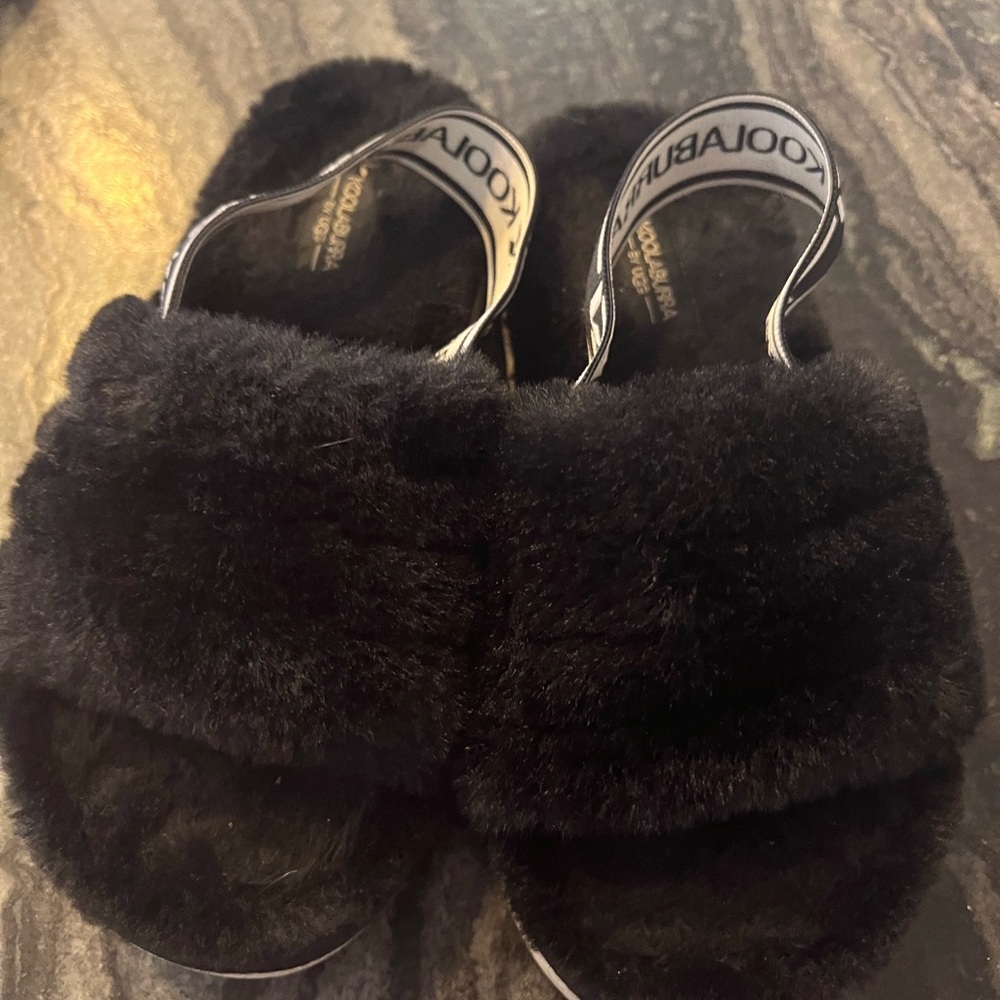 Koolaburra Plush Black Slides
